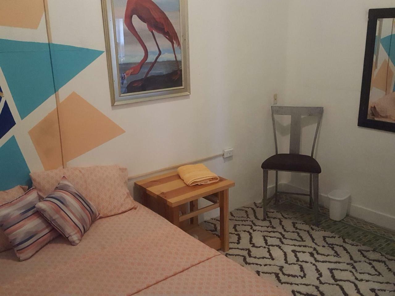 Medusa'S Hostel Aguadilla Extérieur photo